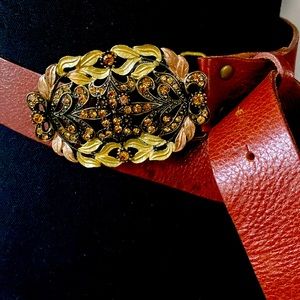Vintage cabi brown belt with rhinestones and leaves